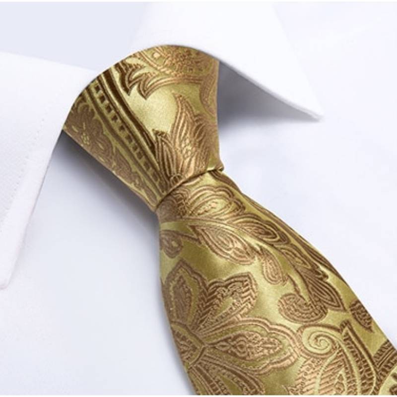 Auksinio kaklaraiščio vestuvės