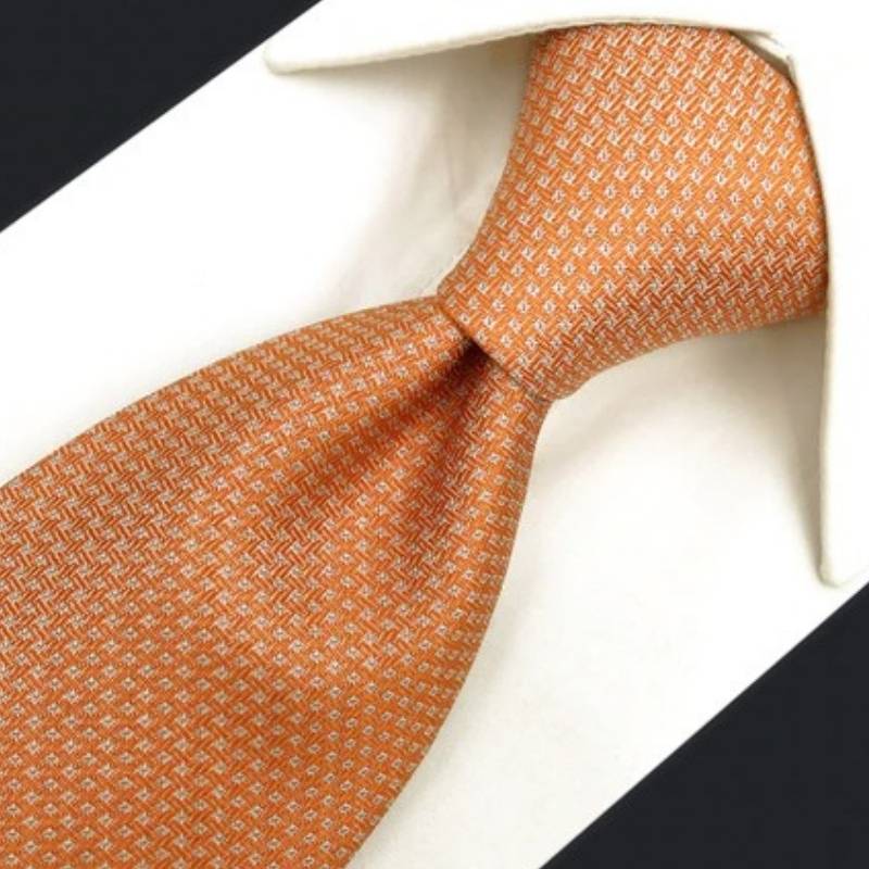 Oranžinis šilko kaklaraištis