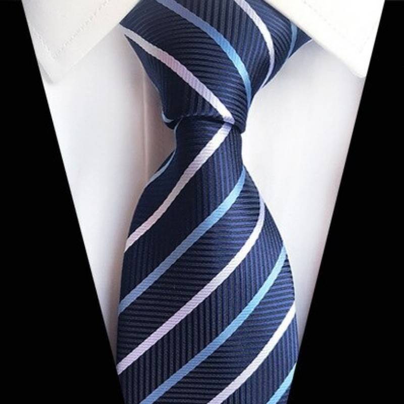 Cravate Bleu Foncé à Rayures Blanches et Bleu Clair