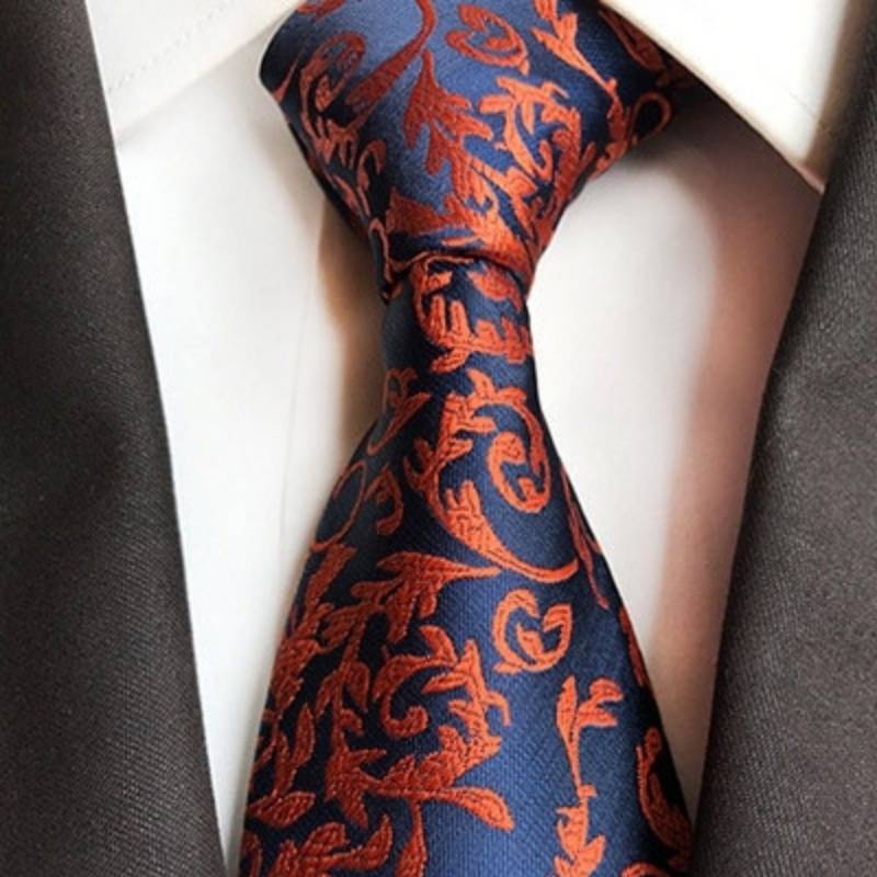 Kék nyakkendő narancssárga levelekkel