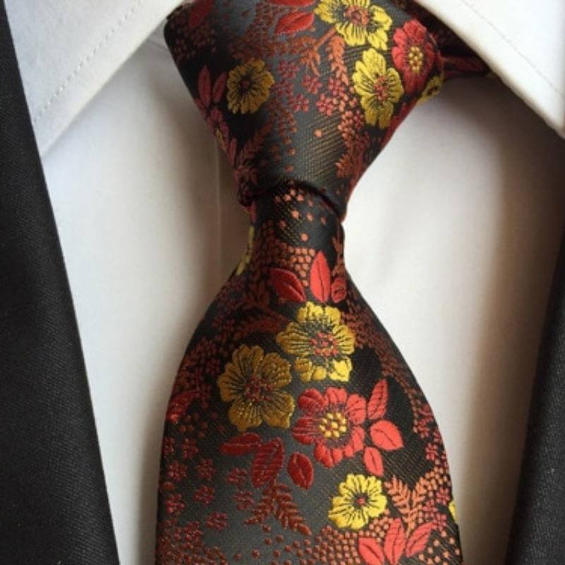 Cravate Noire à Fleurs Rouges et Jaunes