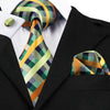 Cravate à Carreaux Jaune, Verte, Grise et Bleue