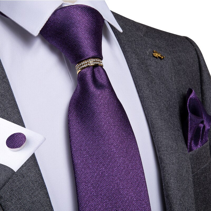 Tamnoljubičasta kravata