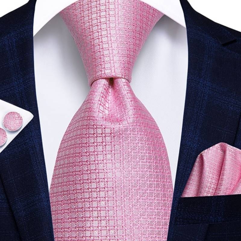 En soie cravate Louis Vuitton Rose en Soie - 37574431